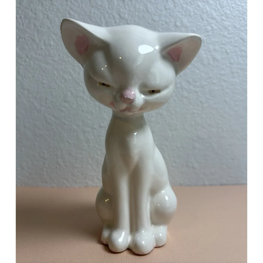 Vintage White Ceramic Cat Figurine Pink Nose Big Eyes Mid Century 7